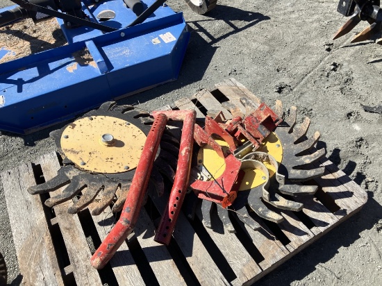 ROUND BALER TUCKER WHEELS NEW HOLLAND