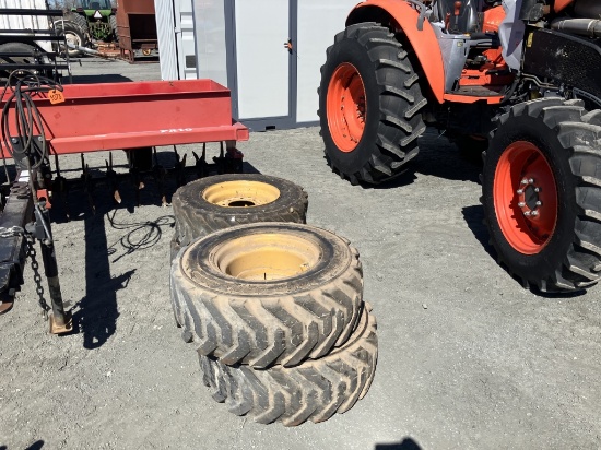 12-16.5 CAT SKIDSTEER TIRE & WHEELS