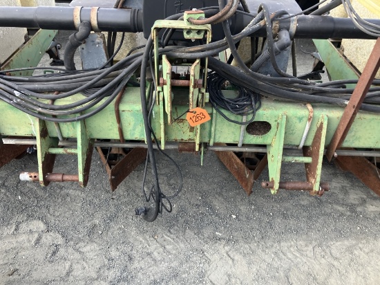 John deere 7300 planter w/ seed boxes