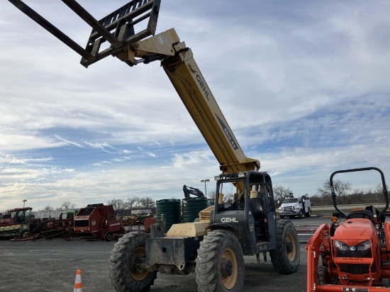 "GEHL RS 12-42 telahadler runs + goes operates like it should