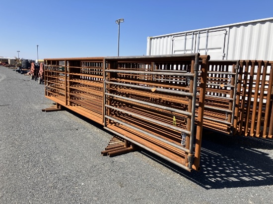 24ft freestanding panels w/ 1-8ft gate