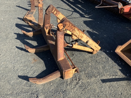3 shank ripper attachment
