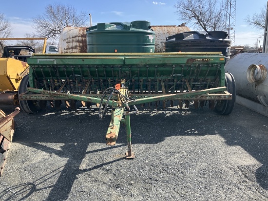 Jd 8300 grain drill w/ grass box