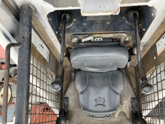 bobcat 863 skidsteer 4017 hrs runs + goes ser# 514440495