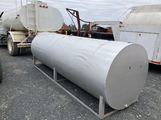 1000 gal fuel tank new paint
