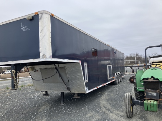 lark enclosed gooseneck trailer vin# 5rtge4031ed037560