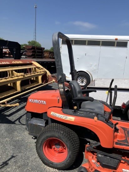 KUBOTA D221 ZERO TURN MOWER HRS159