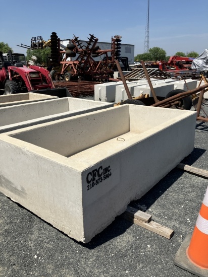 CONCRETE WATER TROUGH 8'X4'