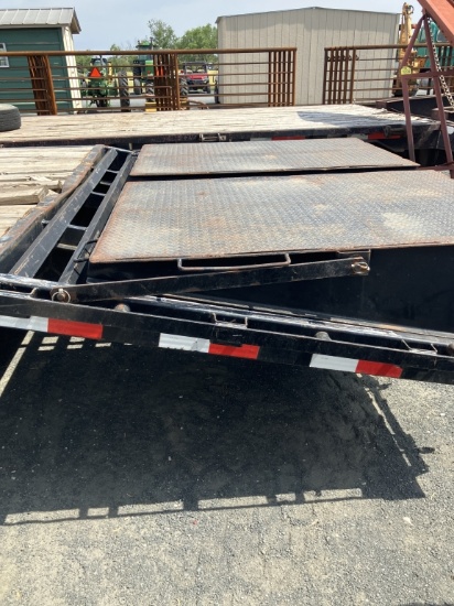 "2019 PJ 40FT FLATBED TRAILER