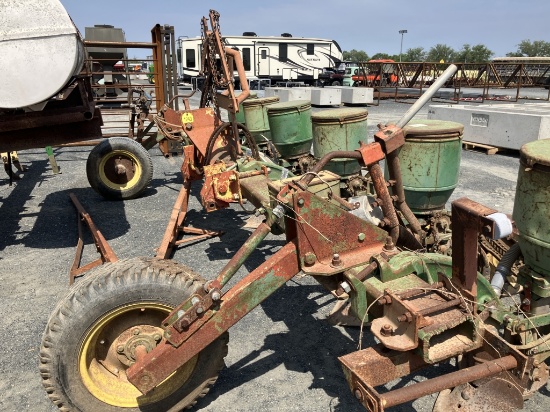 JD 6 ROW HI CLEARANCE PLANTER