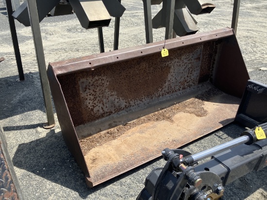 TRACTOR LOADER BUCKET