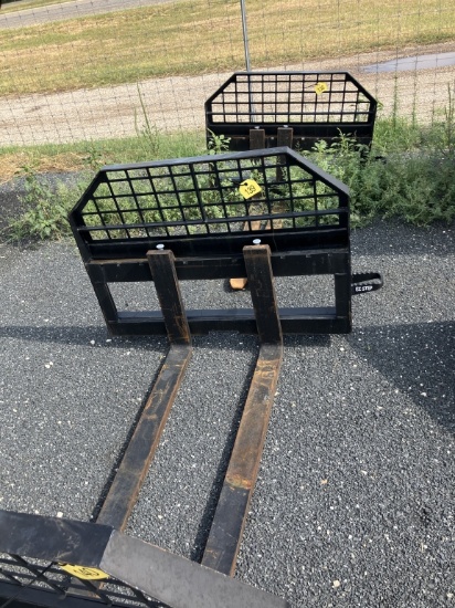 JB X S-S 48'' 4000LB PALLET FORKS