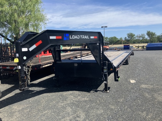 2024 LOAD TRAIL 30FT TANDUM AXLE DOVETAIL TRAILER W/TITLE VIN 1317551