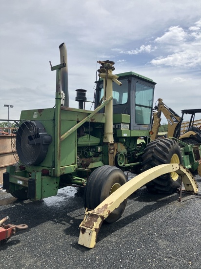 "JD 5830 SILAGE CHOPPER
