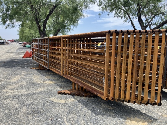24FT FREE STANDING PANELS W-1-12FT GATE