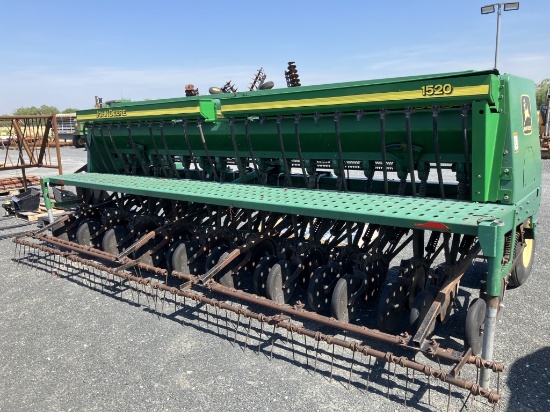 JD 1520 3PT GRAIN DRILL VERY CLEAN NICE DRILL
