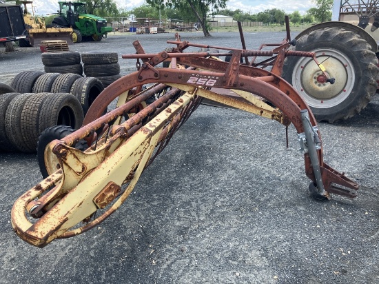 NEW HOLLAND 258 HAY RAKE NEEDS BEARING IN BAR