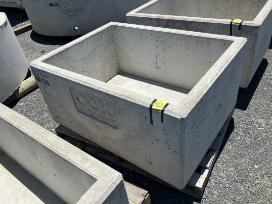COX 100 GAL WATER TROUGH