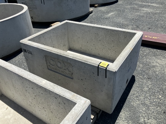 COX 100 GAL WATER TROUGH