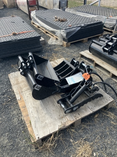 MINI ESCAVATOR ATTACHMENTS