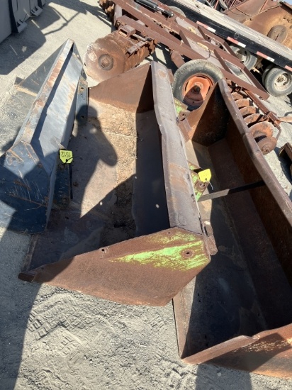 Jd 158 Loader Bucket
