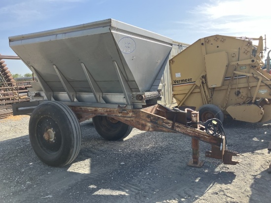 Fertilizer Spreader