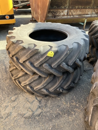 2 DEESTONE 184 R 26 TRACTOR TIRES