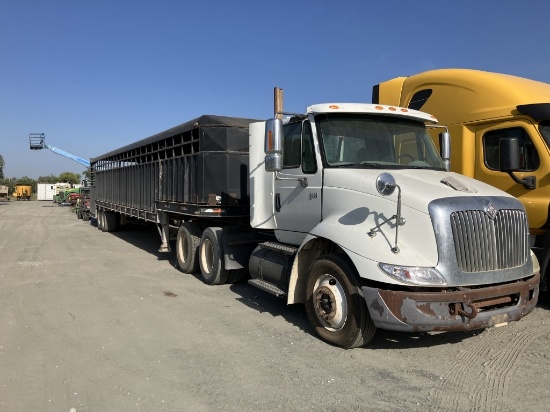 Ih 8600 Semi 10 Speed 2004yr W/Title Vin#1hshxsbr34j021051