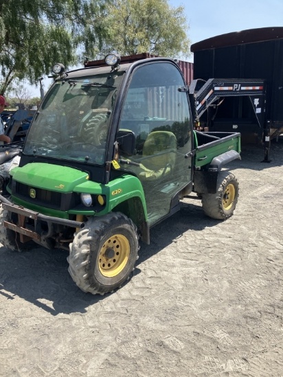 "Jd 620i Gator Cab