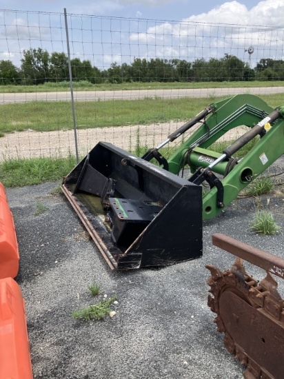 KOYKER 785 FRONT LOADER FITS A 8000 SERIES JD TRACTOR