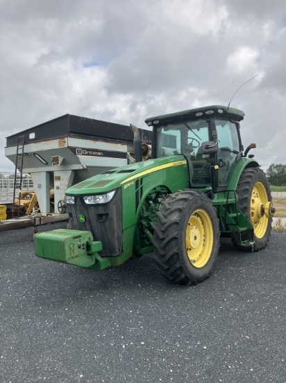JD 8310 R TRACTOR W/DUAL TIRES 8964 HRS RUNS & GOES