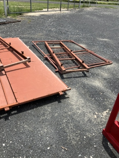 Goat Alley With Drop Gates