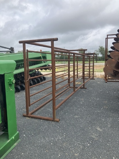 24FT ALLEY W/2 SLIDE GATES & SIDE GATE