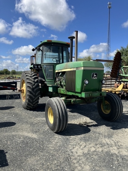 "JD 4640 TRACTOR POWERSHIFT GOOD TRACTOR SOLID