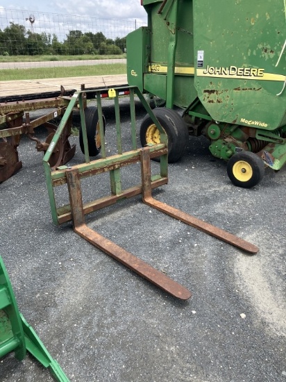 Armstrong Ag Pallet Forks (Tractor)