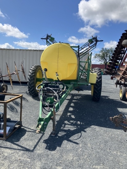 XLM-V-1010 SPRAYER 1000GAL X FOLD 60FT BOOMS NO MONITOR