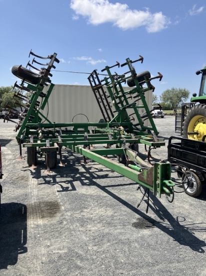 Jd 960 28ft Feild Cultivator