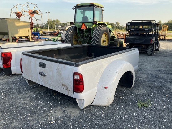 2012 Ford Dually Bed