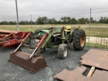 JD 1530 TRACTOR W/LOADER NO WORK
