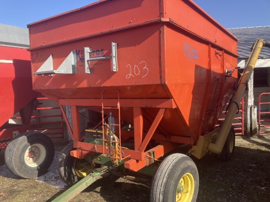 Kilbros 375 Wagon w/ Seed Auger