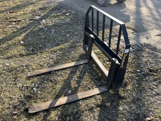Tomahawk Pallet Forks