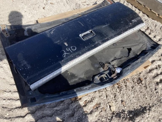 GMC Hood & Tailgate