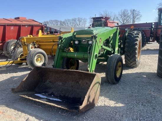 John Deere 2440 Tractor
