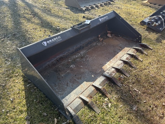 Paladin 82" Tooth Bucket
