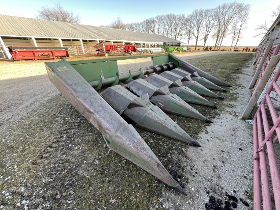 John Deere 643 Corn Head