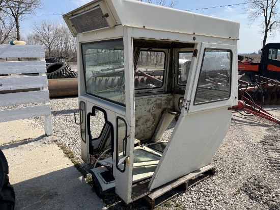International 66 Series Cab