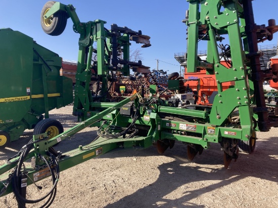 John Deere 2510H Anhydrous Bar