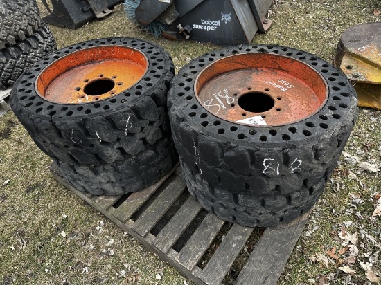 Skidsteer Solid Tires