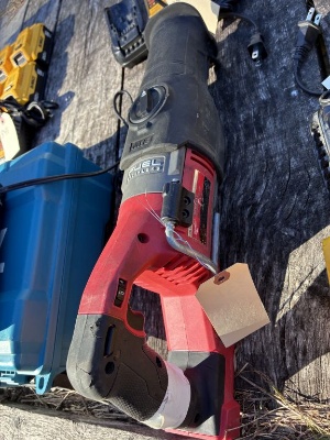 Milwaukee Sawzall (no Battery)