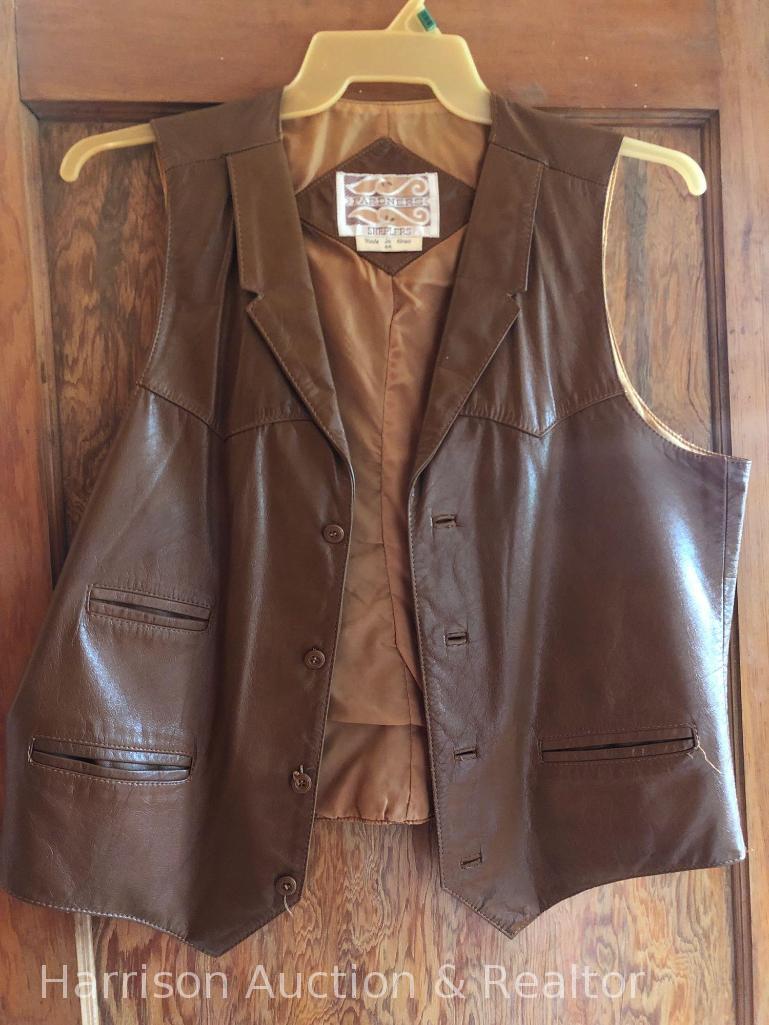 Sheplers leather deals vests